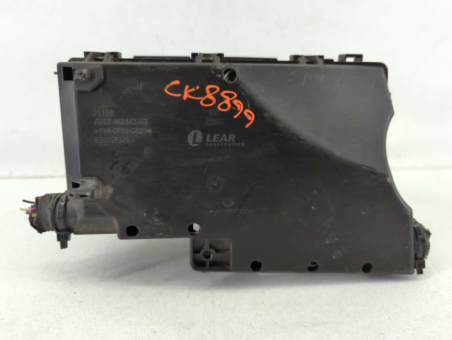 2016 Ford Focus Fusebox Fuse Box Panel Relay Module P/N:E02345500 AV6T-14A067-AD Fits OEM Used Auto Parts - Oemusedautoparts
