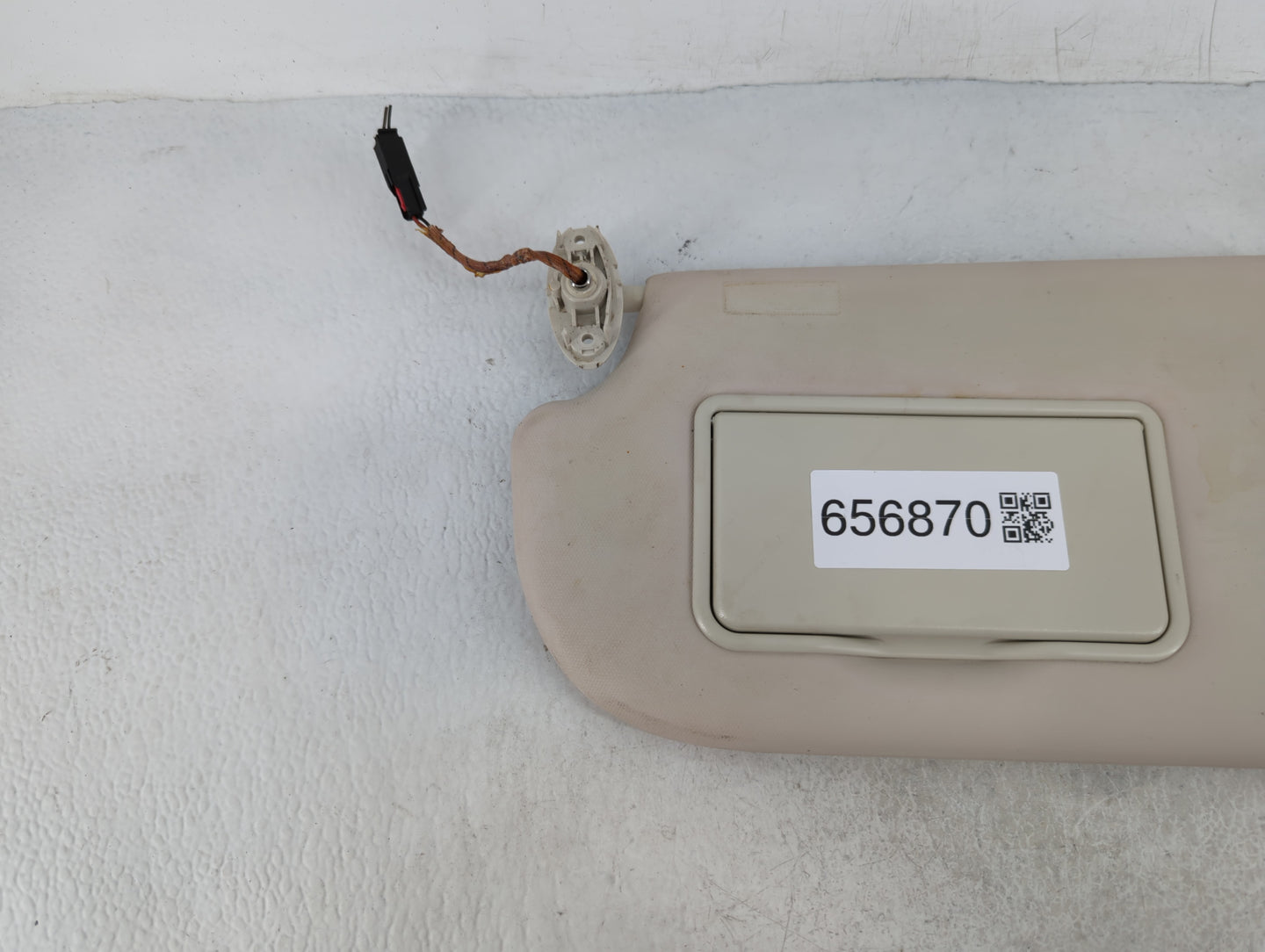 2013-2018 Ford Focus Sun Visor Shade Replacement Driver Left Mirror Fits Fits 2013 2014 2015 2016 2017 2018 OEM Used Auto Pa