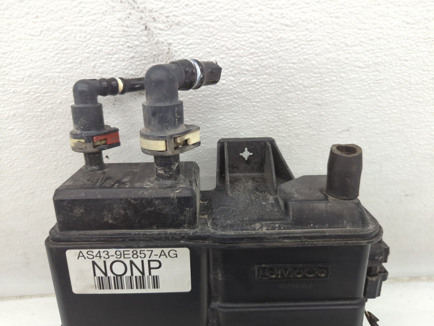 2016 Ford Focus Fuel Vapor Charcoal Canister 663176 - Oemusedautoparts1.com