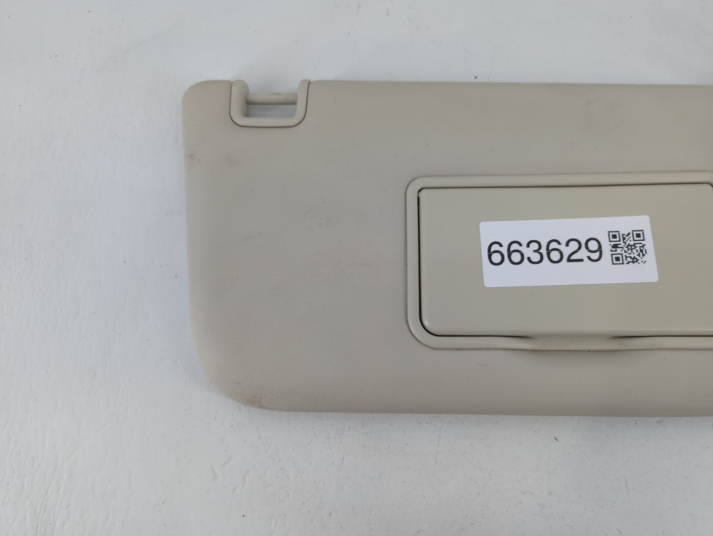 2013-2018 Ford Focus Sun Visor Shade Replacement Passenger Right Mirror Fits Fits 2013 2014 2015 2016 2017 2018 OEM Used Aut