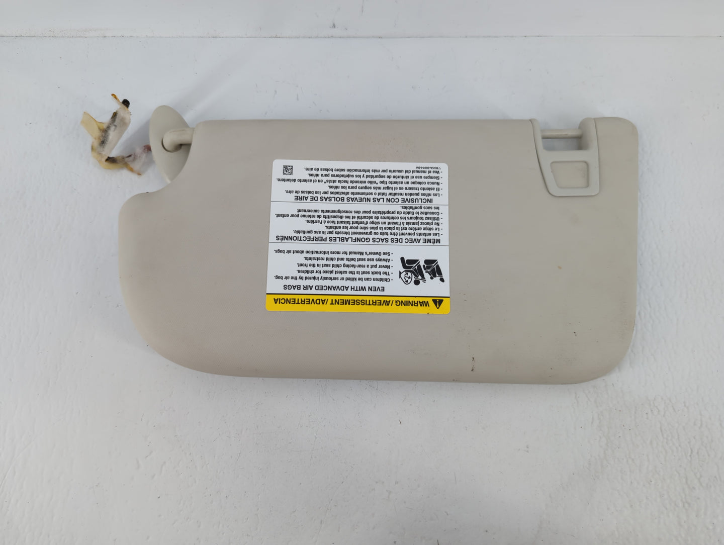 2013-2018 Ford Focus Sun Visor Shade Replacement Passenger Right Mirror Fits Fits 2013 2014 2015 2016 2017 2018 OEM Used Aut