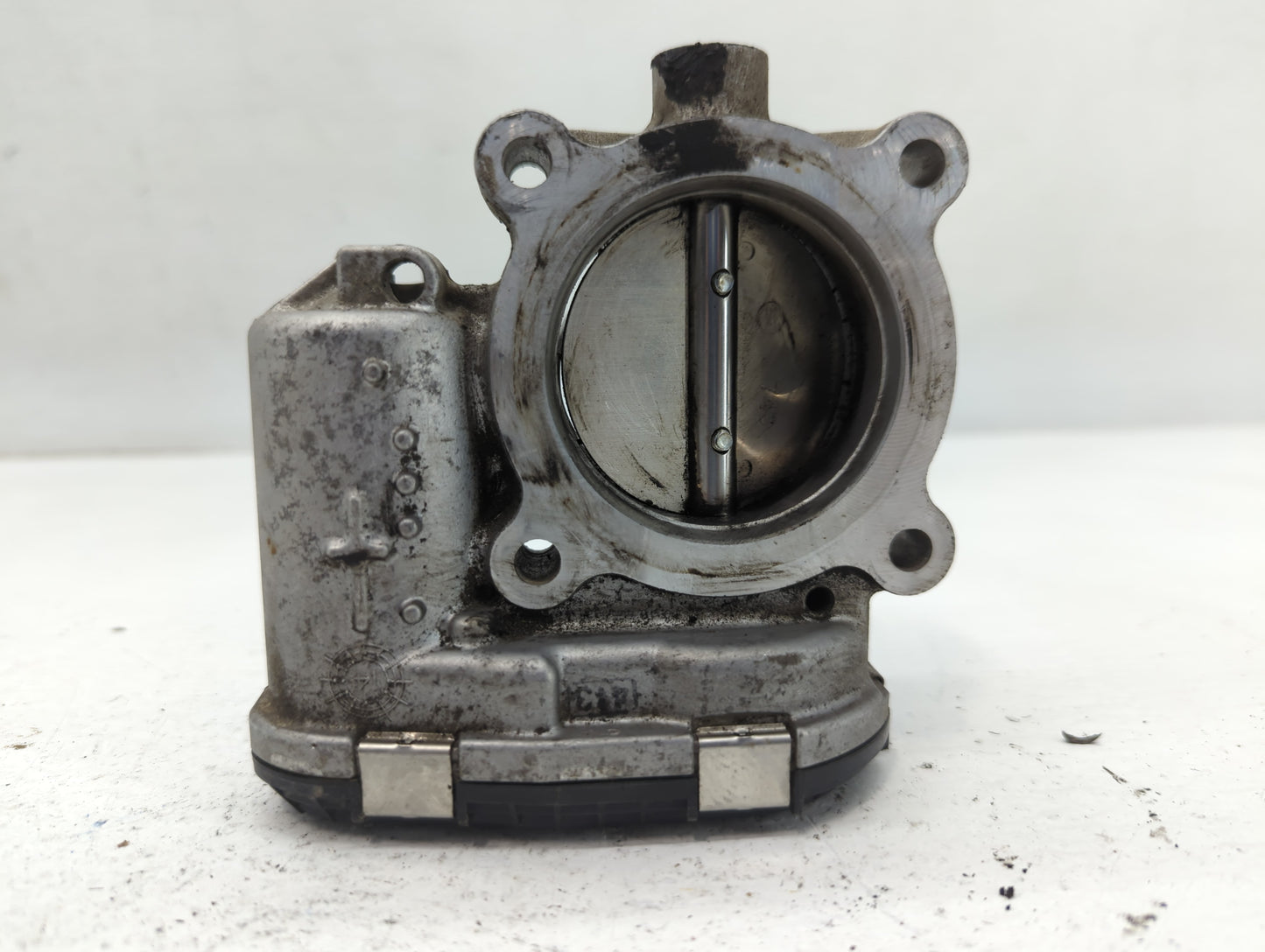 2014-2018 Ford Focus Throttle Body P/N:DS7E-9F991-BB Fits Fits 2014 2015 2016 2017 2018 2019 2020 2021 2022 OEM Used Auto Pa