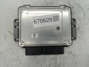 compare product 2013-2018 Ford Focus PCM Engine Control Computer ECU ECM PCU OEM P/N:BV61-12B684-BC FM5A-12A650-ADB Fits OEM Used Auto Parts