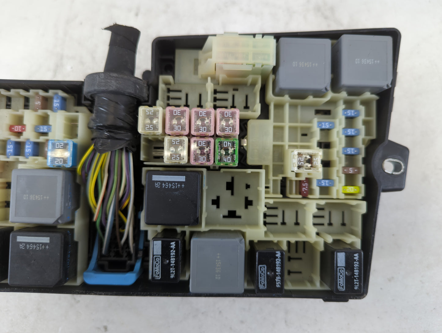 2016 Ford Focus Fusebox Fuse Box Panel Relay Module P/N:AV6T-14A067-AD E02345500 Fits OEM Used Auto Parts - Oemusedautoparts