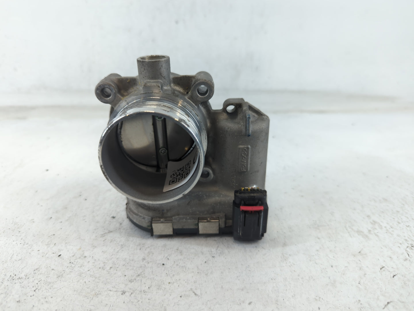 2014-2018 Ford Focus Throttle Body P/N:DS7E-9F991-BB Fits Fits 2014 2015 2016 2017 2018 2019 2020 2021 2022 OEM Used Auto Pa