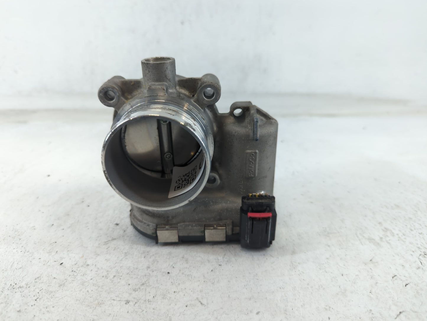 2014-2018 Ford Focus Throttle Body P/N:DS7E-9F991-BB Fits Fits 2014 2015 2016 2017 2018 2019 2020 2021 2022 OEM Used Auto Pa
