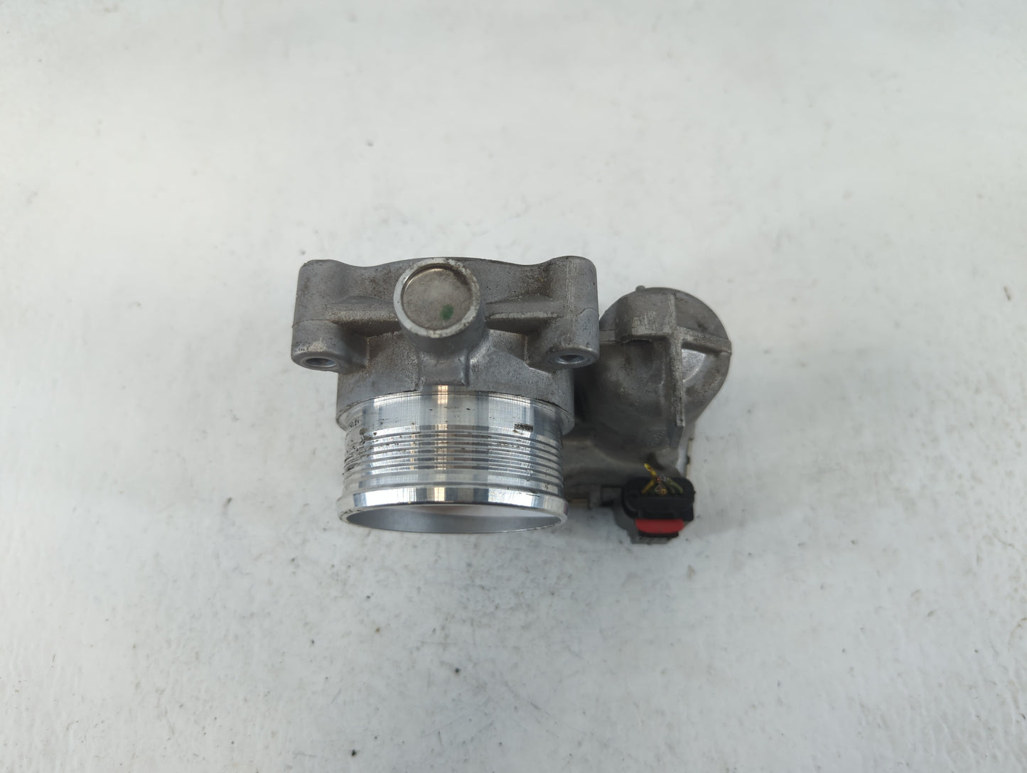 2014-2018 Ford Focus Throttle Body P/N:B33TB DS7E-9F991-BB Fits Fits 2014 2015 2016 2017 2018 2019 2020 2021 2022 OEM Used A