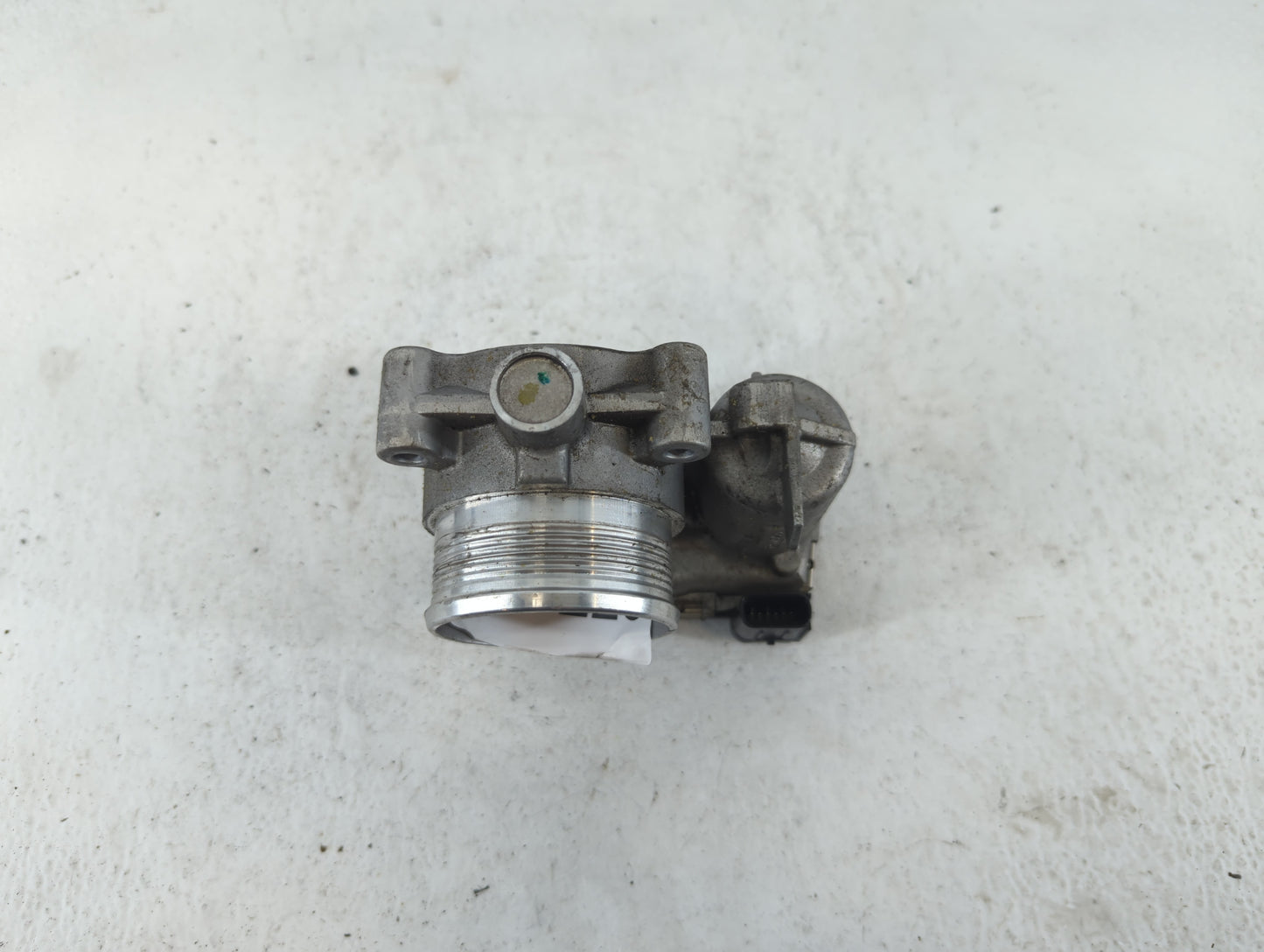 2014-2018 Ford Focus Throttle Body P/N:B33TB DS7E-9F991-BB Fits Fits 2014 2015 2016 2017 2018 2019 2020 2021 2022 OEM Used A