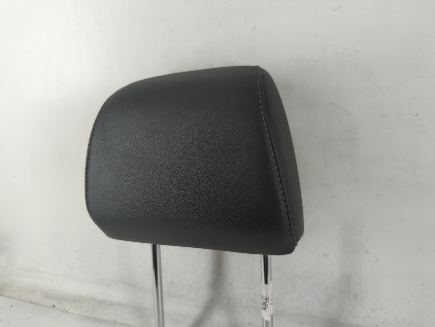 2016 Ford Focus Headrest Head Rest Front Driver Passenger Seat Fits OEM Used Auto Parts - Oemusedautoparts1.com