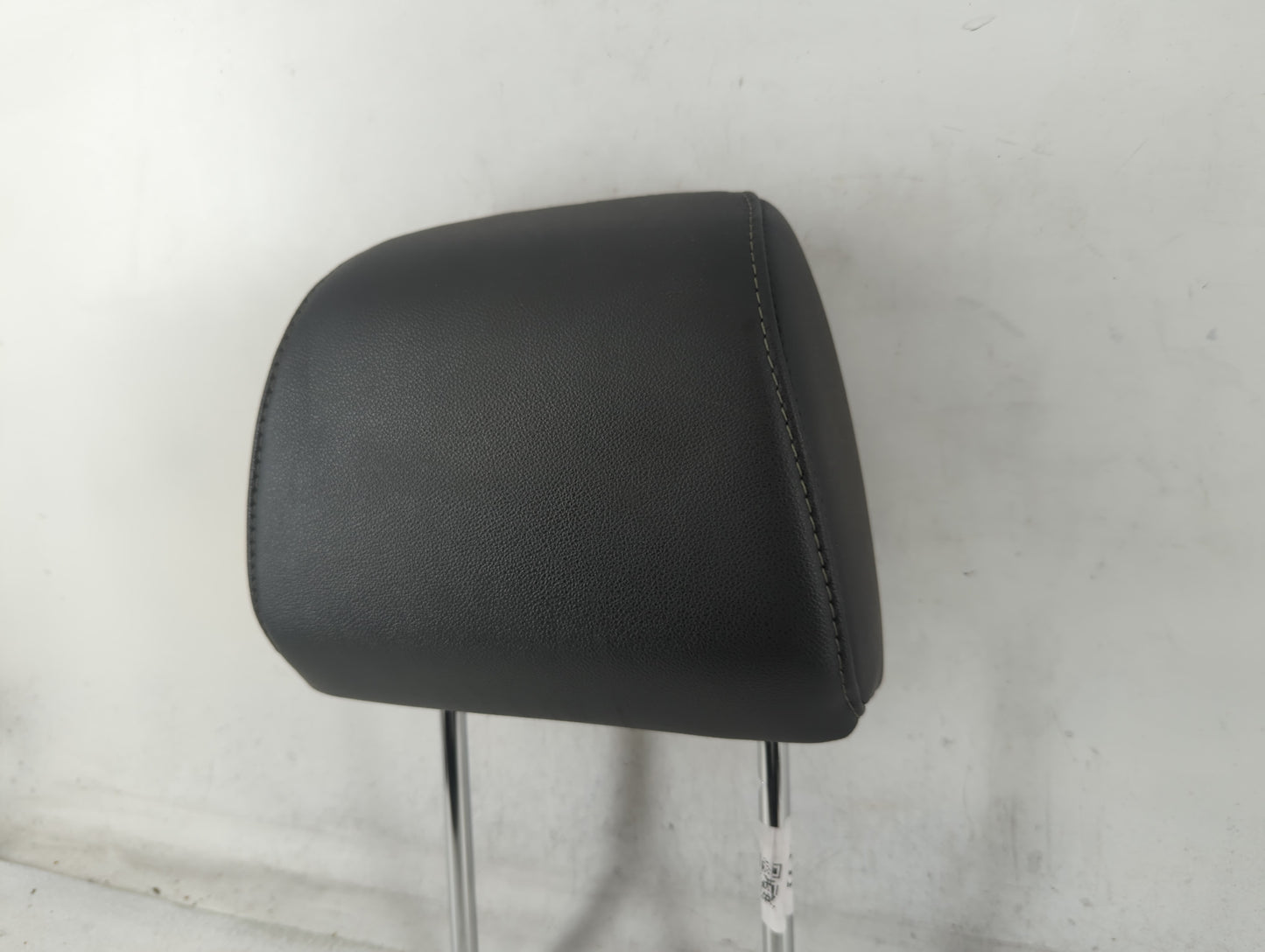 2016 Ford Focus Headrest Head Rest Front Driver Passenger Seat Fits OEM Used Auto Parts - Oemusedautoparts1.com