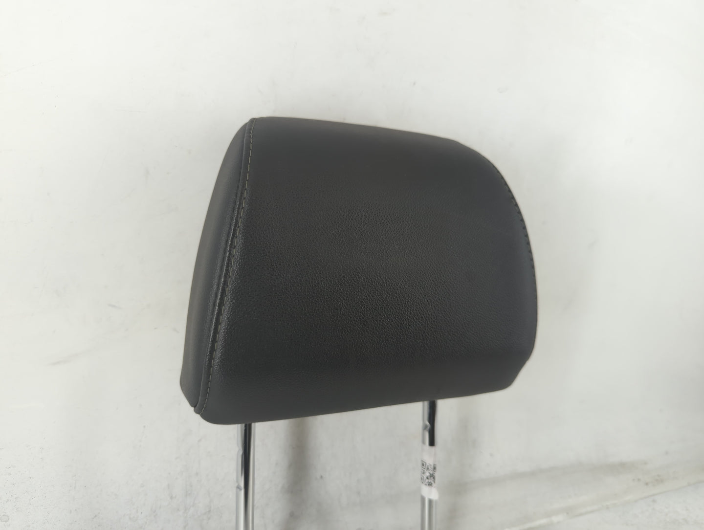2016 Ford Focus Headrest Head Rest Front Driver Passenger Seat Fits OEM Used Auto Parts - Oemusedautoparts1.com