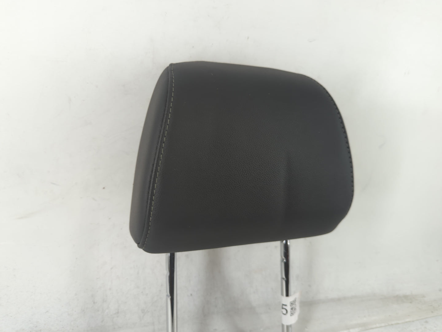 2016 Ford Focus Headrest Head Rest Front Driver Passenger Seat Fits OEM Used Auto Parts - Oemusedautoparts1.com