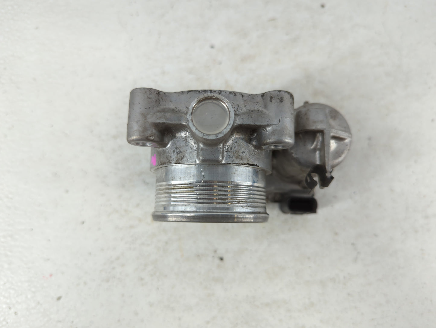 2014-2018 Ford Focus Throttle Body P/N:DS7E-9F991-BB Fits Fits 2014 2015 2016 2017 2018 2019 2020 2021 2022 OEM Used Auto Pa
