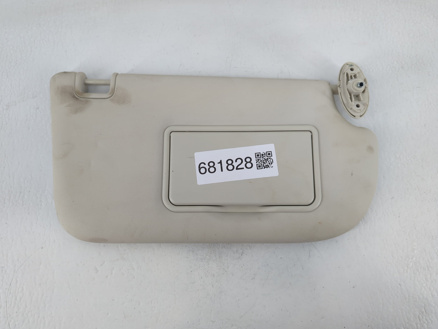 2013-2015 Ford Focus Sun Visor Shade Replacement Passenger Right Mirror Fits Fits 2013 2014 2015 OEM Used Auto Parts - Oemus