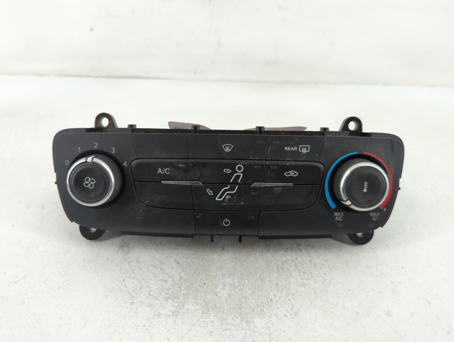 2015-2018 Ford Focus Climate Control Module Temperature AC/Heater Replacement P/N:F1ET-19980-JF Fits Fits 2015 2016 2017 201