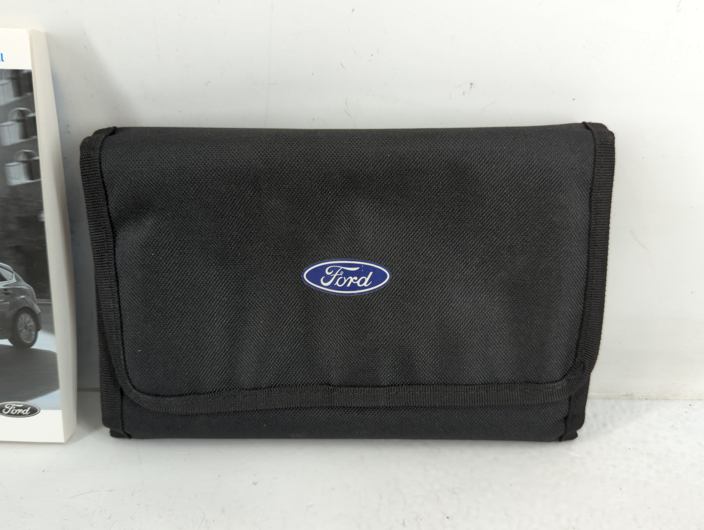 2016 Ford Focus Owners Manual Book Guide P/N:GM5J 19A321 AA OEM Used Auto Parts - Oemusedautoparts1.com