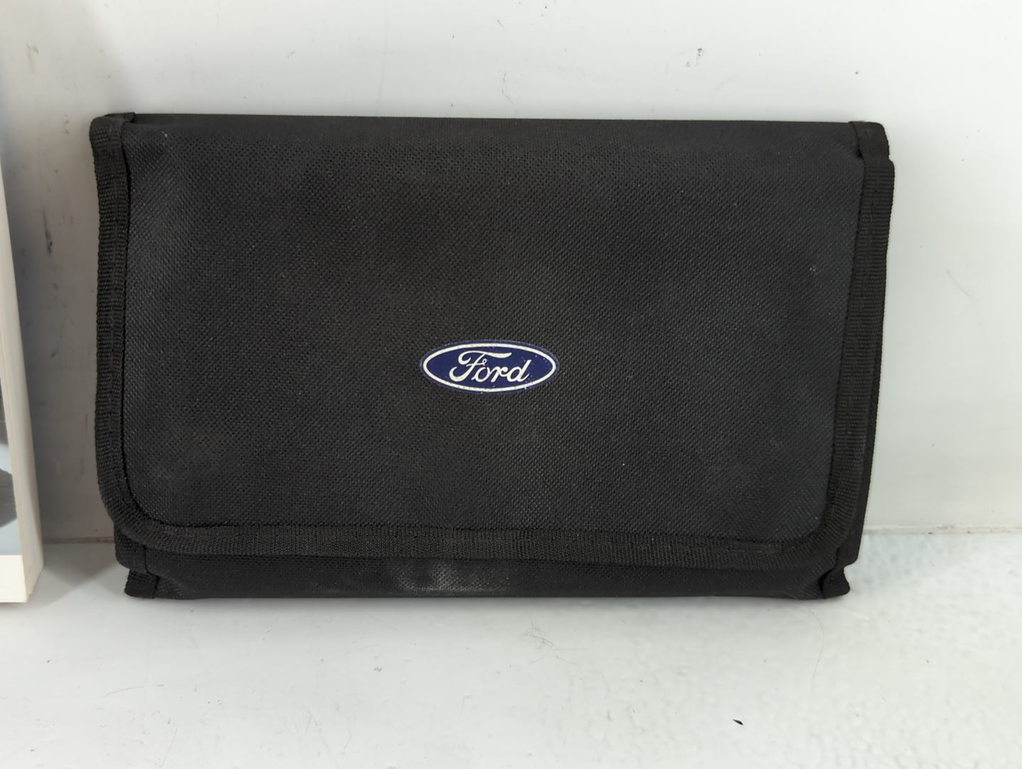 2016 Ford Focus Owners Manual Book Guide P/N:GM5J 19A321 AA OEM Used Auto Parts - Oemusedautoparts1.com