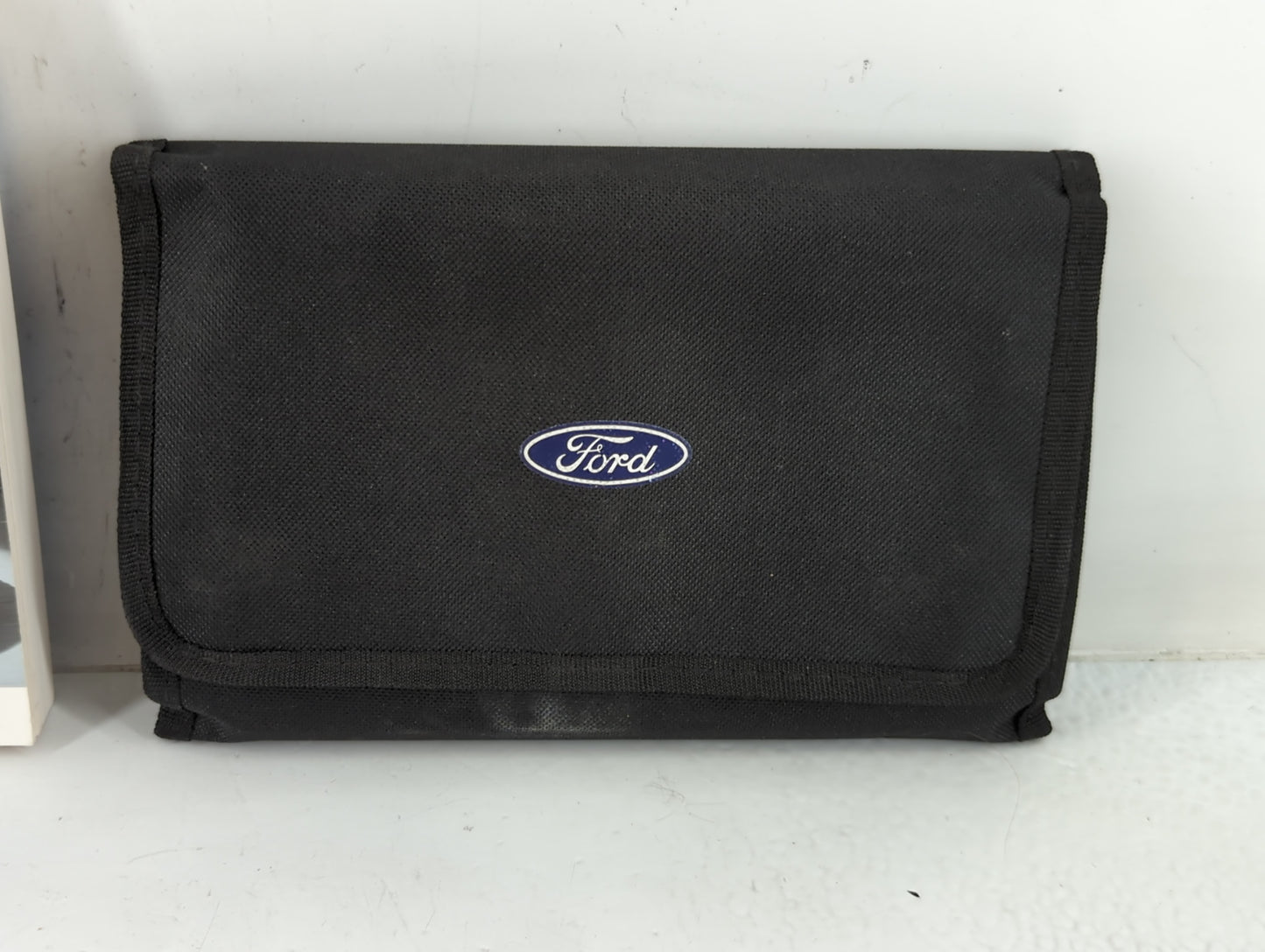 2016 Ford Focus Owners Manual Book Guide P/N:GM5J 19A321 AA OEM Used Auto Parts - Oemusedautoparts1.com