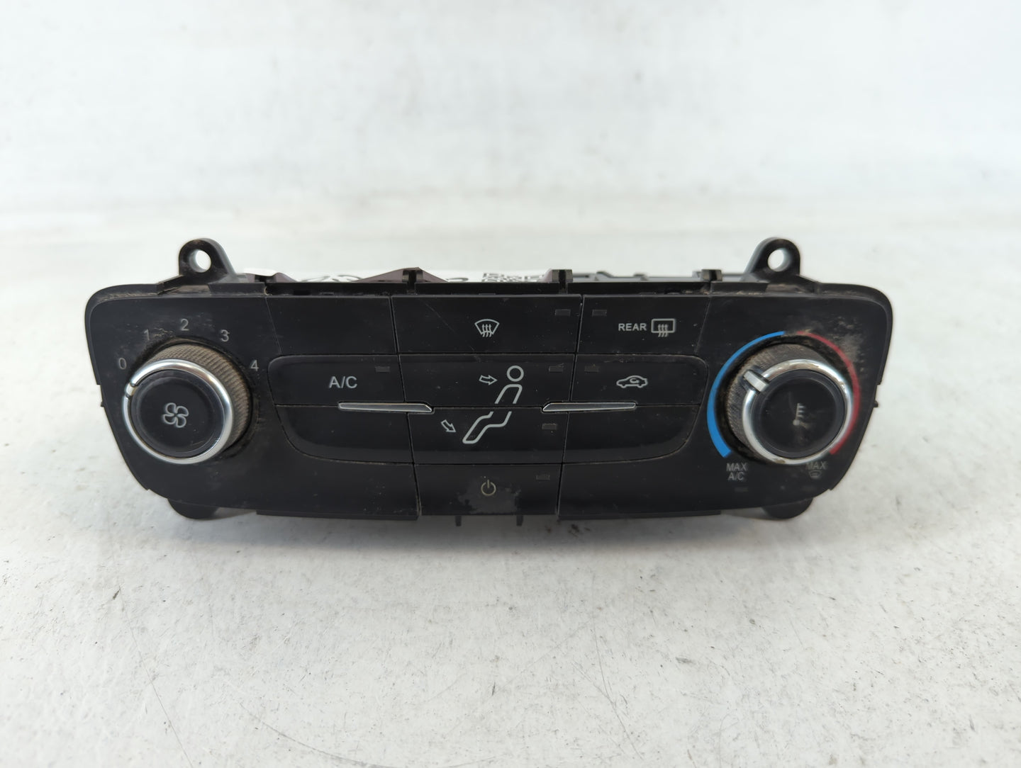 2015-2018 Ford Focus Climate Control Module Temperature AC/Heater Replacement P/N:F1ET-19980-JJ Fits Fits 2015 2016 2017 201