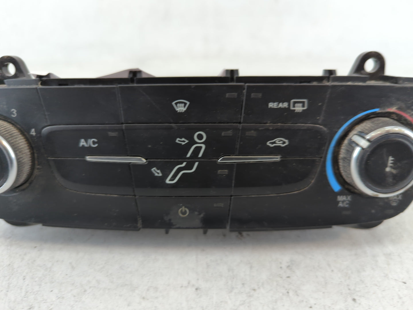2015-2018 Ford Focus Climate Control Module Temperature AC/Heater Replacement P/N:F1ET-19980-JJ Fits Fits 2015 2016 2017 201