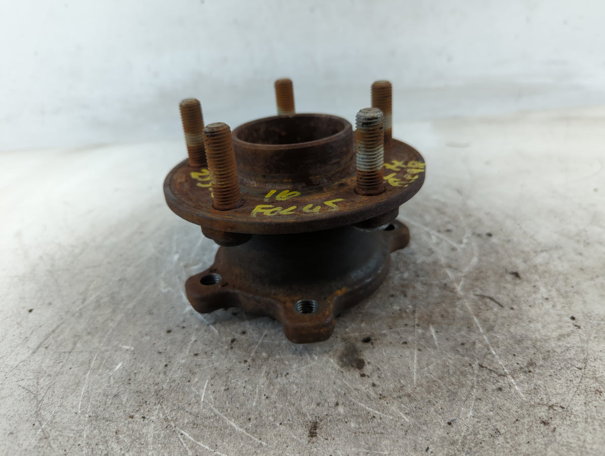 2016 Ford Focus All OEM Wheel Hub - Oemusedautoparts1.com