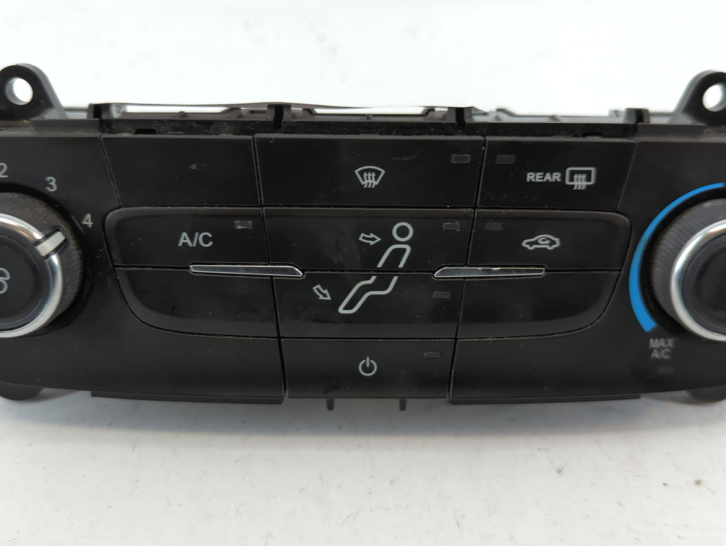 2015-2018 Ford Focus Climate Control Module Temperature AC/Heater Replacement P/N:F1ET-19980-JG Fits Fits 2015 2016 2017 201