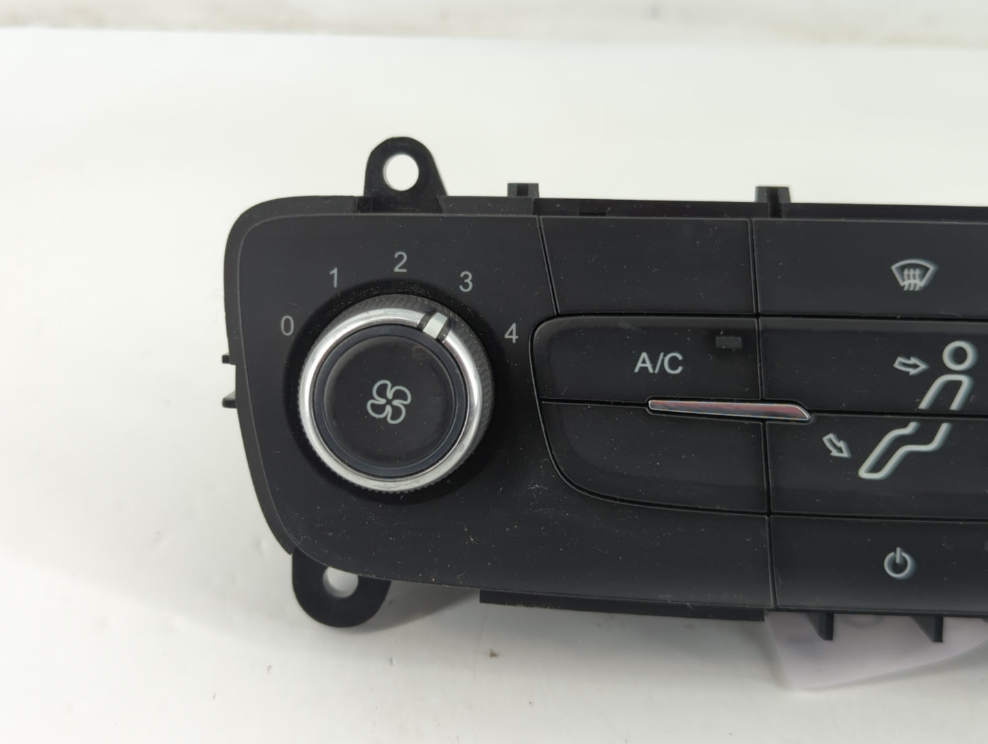 2015-2018 Ford Focus Climate Control Module Temperature AC/Heater Replacement P/N:F1ET-19980-JG Fits Fits 2015 2016 2017 201