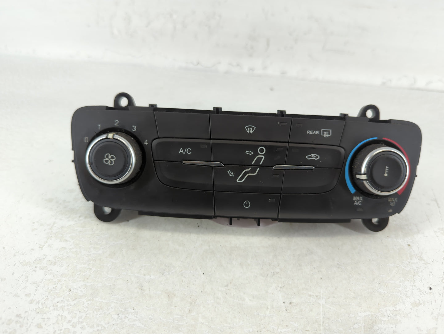 2015-2018 Ford Focus Climate Control Module Temperature AC/Heater Replacement P/N:F1ET-19980-JG Fits Fits 2015 2016 2017 201