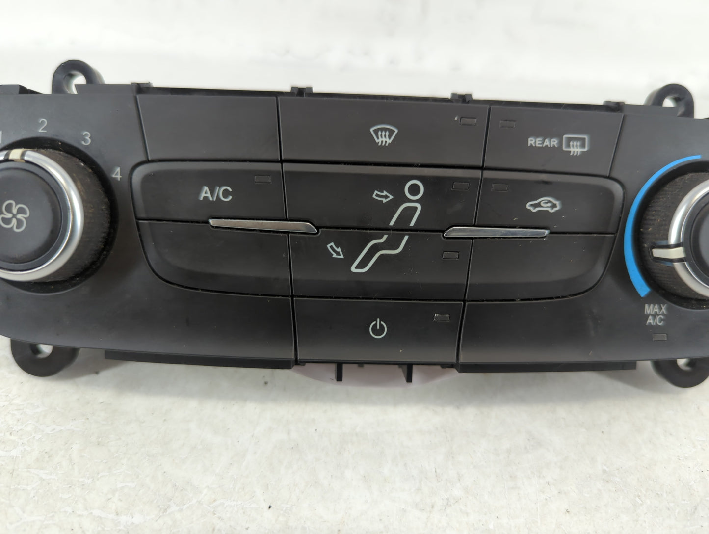 2015-2018 Ford Focus Climate Control Module Temperature AC/Heater Replacement P/N:F1ET-19980-JG Fits Fits 2015 2016 2017 201