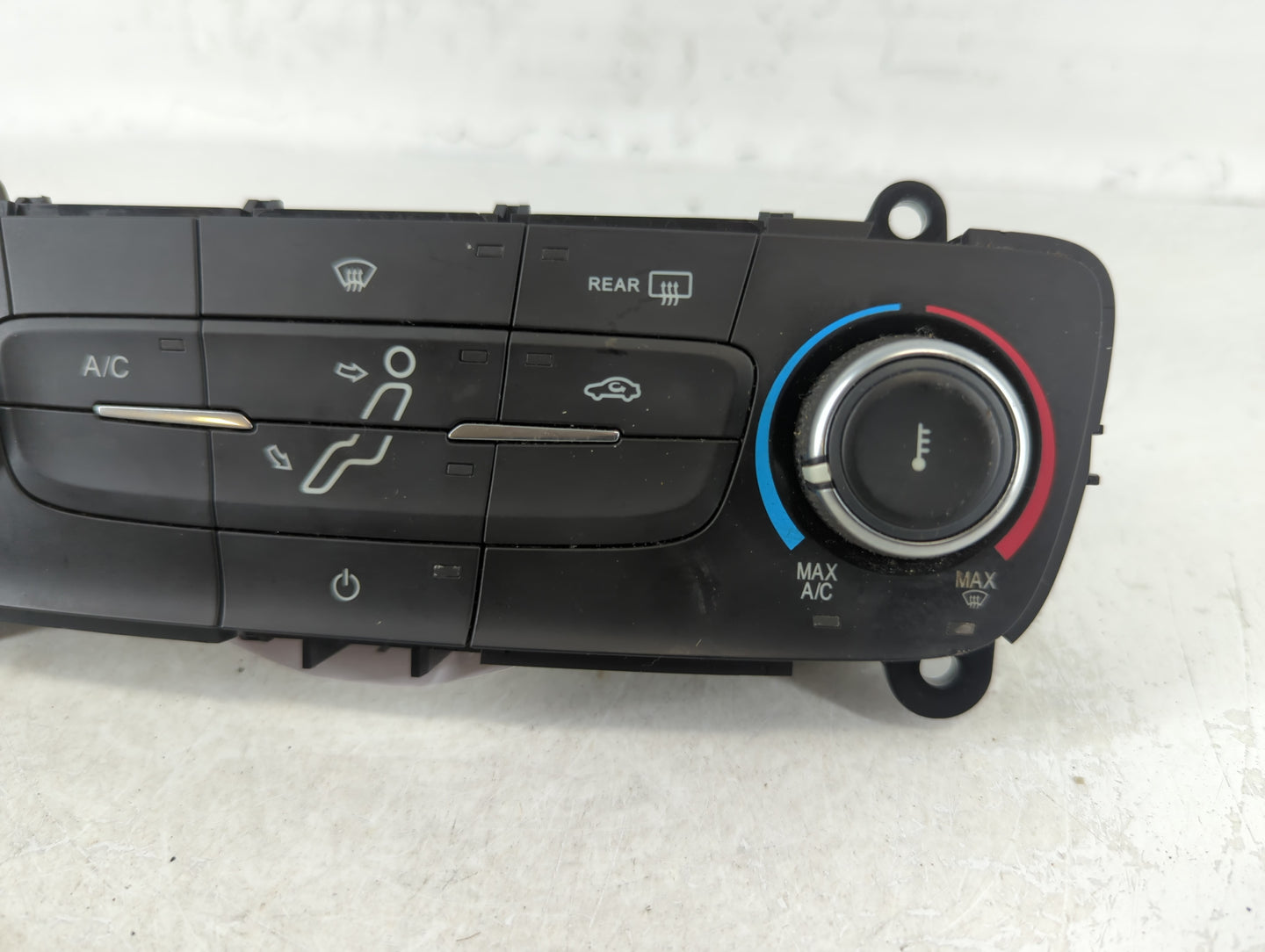 2015-2018 Ford Focus Climate Control Module Temperature AC/Heater Replacement P/N:F1ET-19980-JG Fits Fits 2015 2016 2017 201