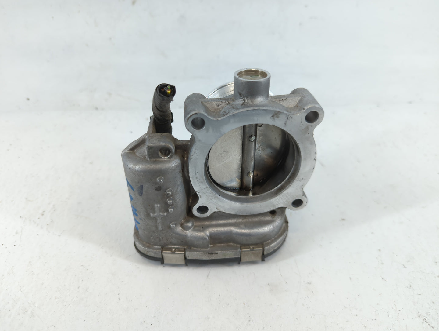 2014-2018 Ford Focus Throttle Body P/N:DS7E-9F991-BB Fits Fits 2014 2015 2016 2017 2018 2019 2020 2021 2022 OEM Used Auto Pa