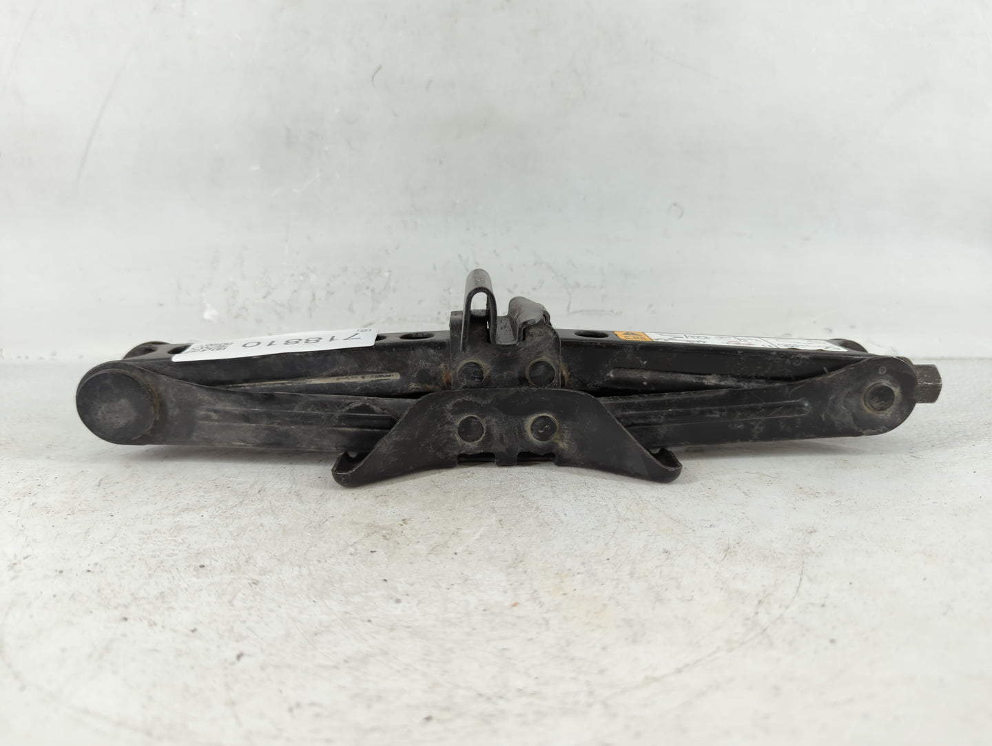 2016 Ford Focus Spare Scissor Car Jack - Oemusedautoparts1.com