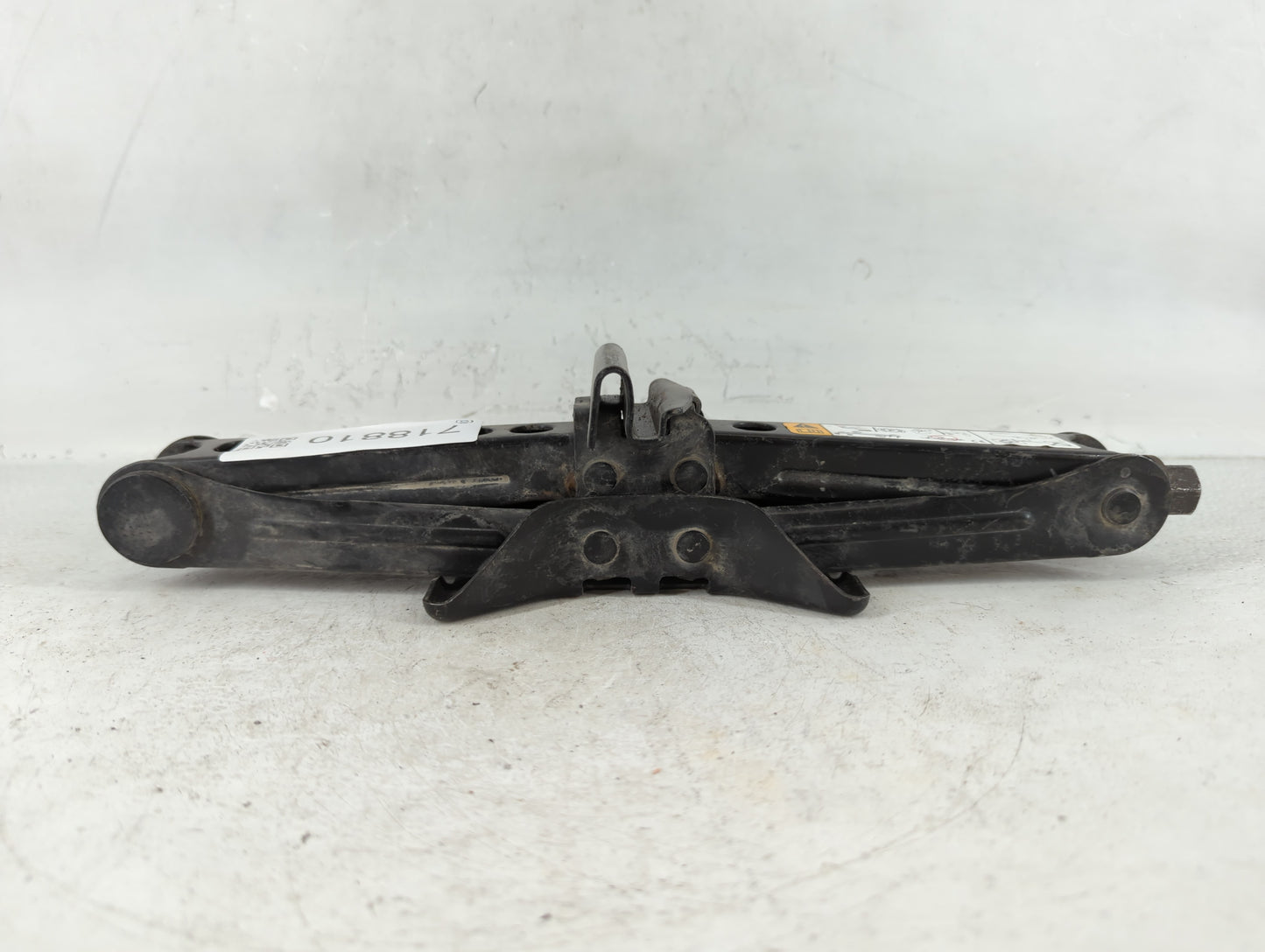 2016 Ford Focus Spare Scissor Car Jack - Oemusedautoparts1.com