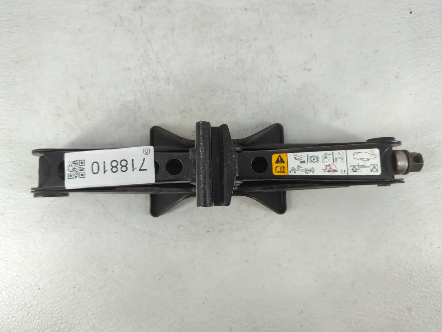 2016 Ford Focus Spare Scissor Car Jack - Oemusedautoparts1.com