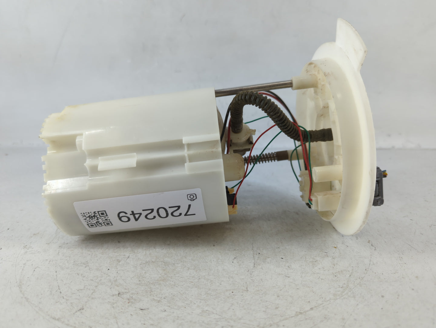 2013-2018 Ford Focus Electrical Gas Fuel Pump Assembly - Oemusedautoparts1.com