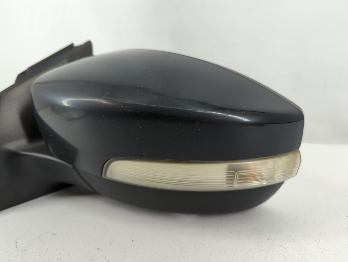 2015-2018 Ford Focus Driver Side View Mirror - Left Door Mirror OEM Used - Oemusedautoparts1.com