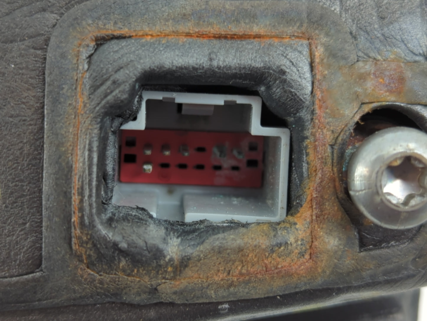 2015-2018 Ford Focus Driver Side View Mirror - Left Door Mirror OEM Used - Oemusedautoparts1.com