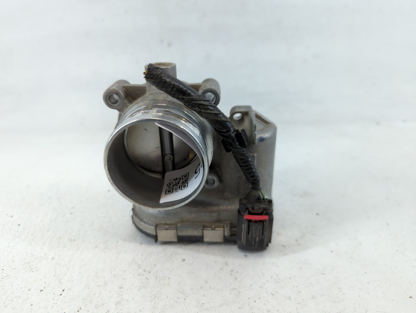 2014-2018 Ford Focus Throttle Body P/N:DS7E-9F991-BB Fits Fits 2014 2015 2016 2017 2018 2019 2020 2021 2022 OEM Used Auto Pa