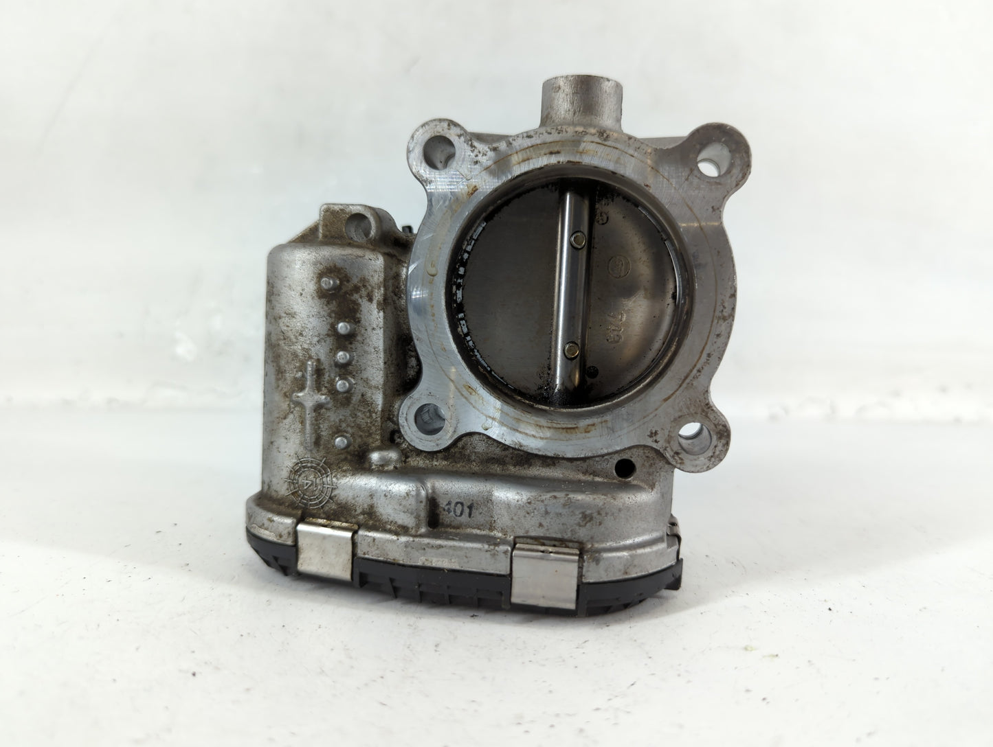 2014-2018 Ford Focus Throttle Body P/N:DS7E-9F991-BB Fits Fits 2014 2015 2016 2017 2018 2019 2020 2021 2022 OEM Used Auto Pa