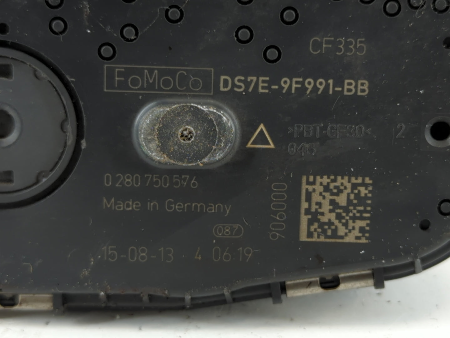 2014-2018 Ford Focus Throttle Body P/N:DS7E-9F991-BB Fits Fits 2014 2015 2016 2017 2018 2019 2020 2021 2022 OEM Used Auto Pa