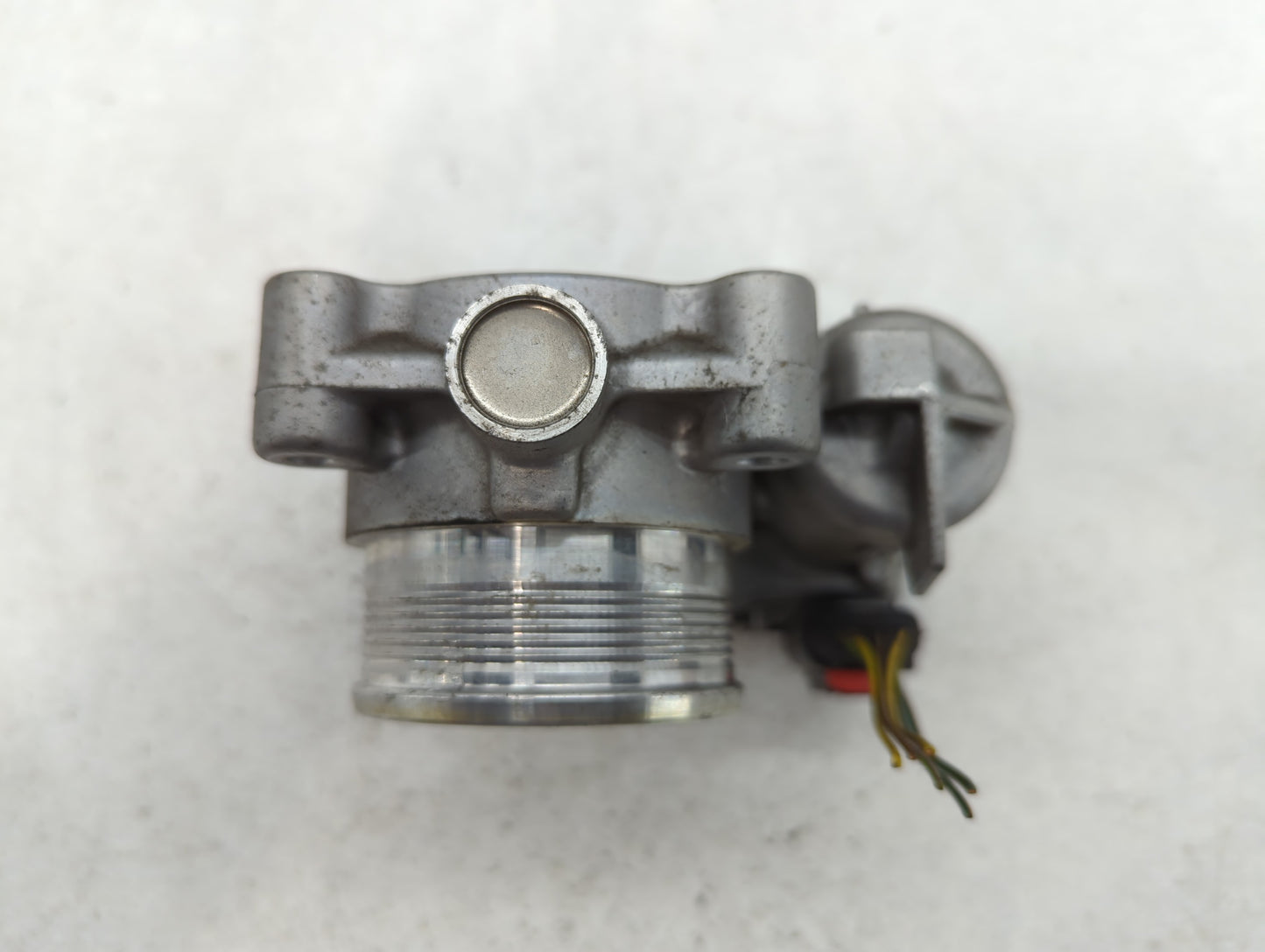 2014-2018 Ford Focus Throttle Body P/N:DS7E-9F991-BB Fits Fits 2014 2015 2016 2017 2018 2019 2020 2021 2022 OEM Used Auto Pa