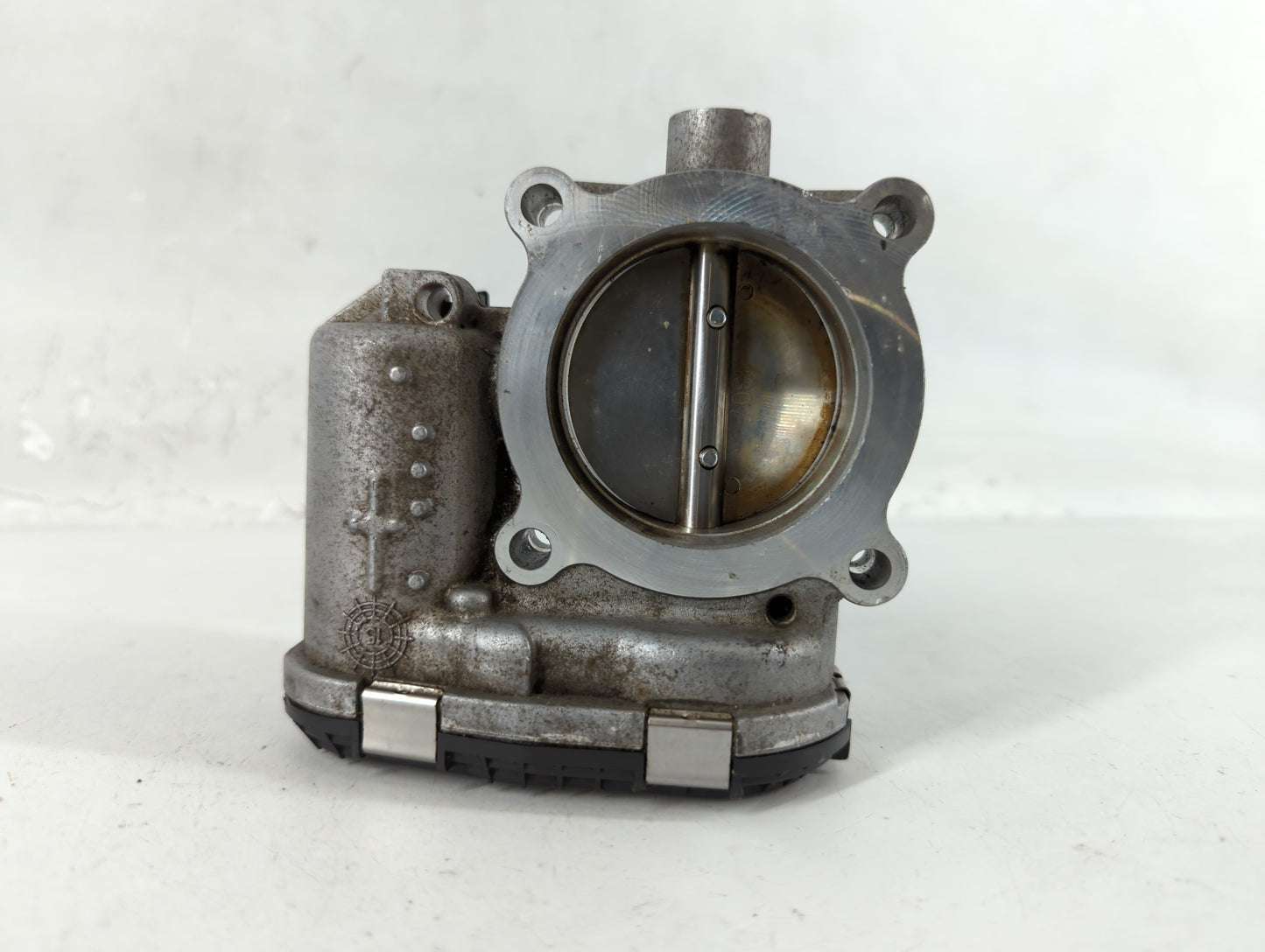 2014-2018 Ford Focus Throttle Body P/N:DS7E-9F991-BB Fits Fits 2014 2015 2016 2017 2018 2019 2020 2021 2022 OEM Used Auto Pa