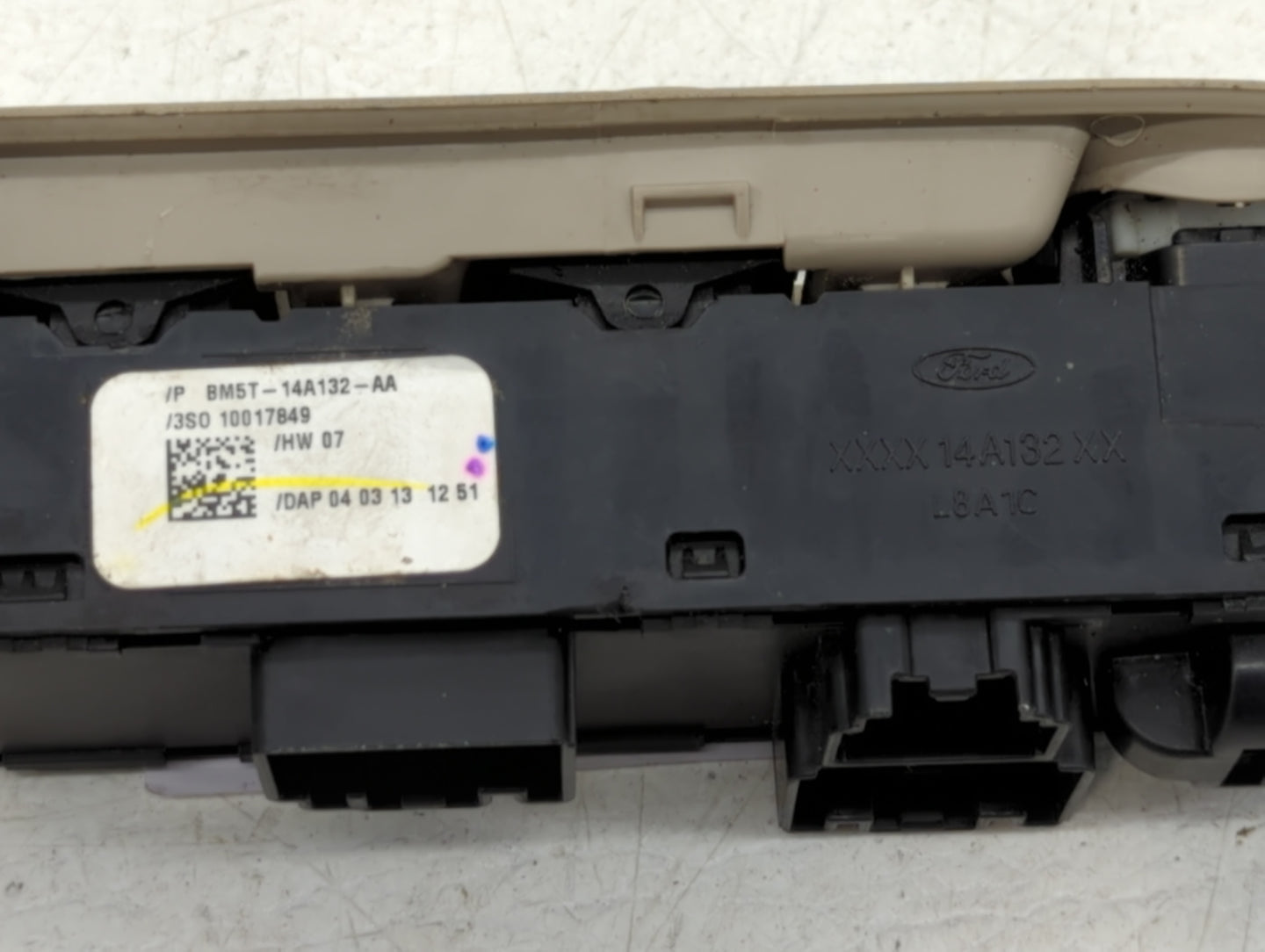 2015-2018 Ford Focus Master Power Window Switch Replacement Driver Side Left P/N:8608A068 BM5T-14A132-AA Fits OEM Used Auto 