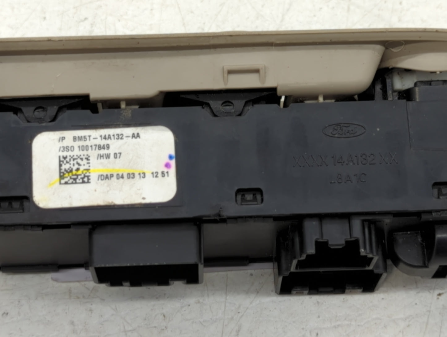 2015-2018 Ford Focus Master Power Window Switch Replacement Driver Side Left P/N:8608A068 BM5T-14A132-AA Fits OEM Used Auto 