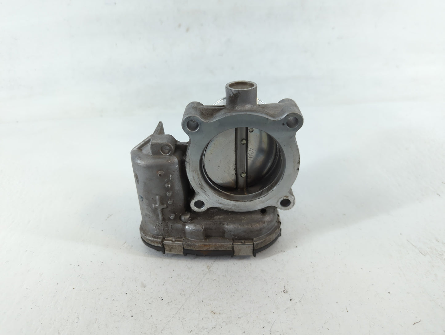 2014-2018 Ford Focus Throttle Body P/N:DS7E-9F991-BB Fits Fits 2014 2015 2016 2017 2018 2019 2020 2021 2022 OEM Used Auto Pa