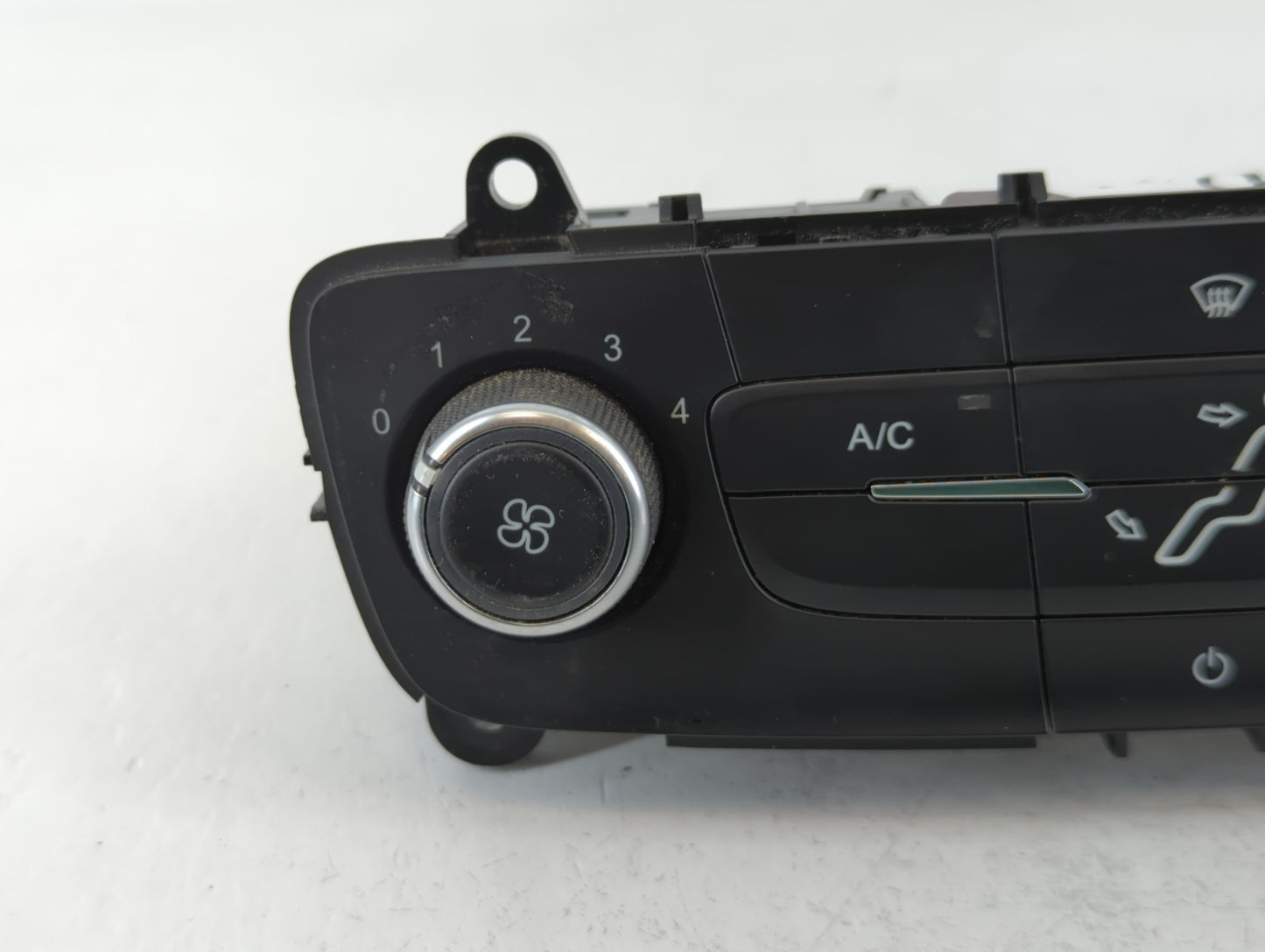 2015-2018 Ford Focus Climate Control Module Temperature AC/Heater Replacement P/N:F1ET-19980-JF Fits Fits 2015 2016 2017 201