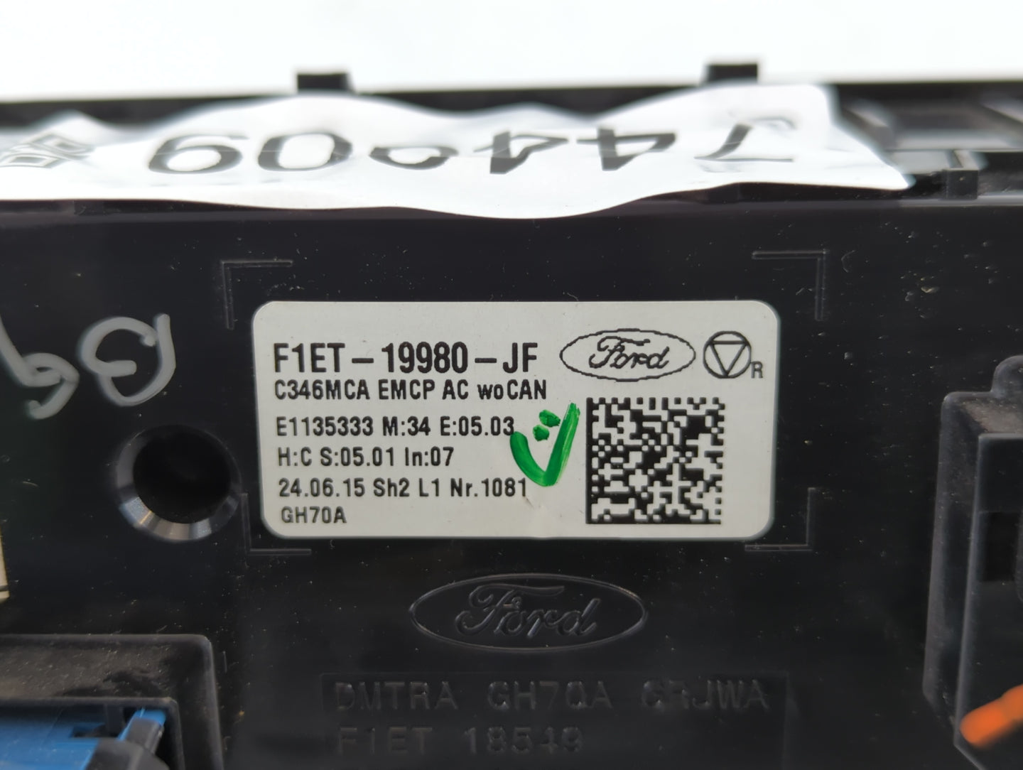 2015-2018 Ford Focus Climate Control Module Temperature AC/Heater Replacement P/N:F1ET-19980-JF Fits Fits 2015 2016 2017 201