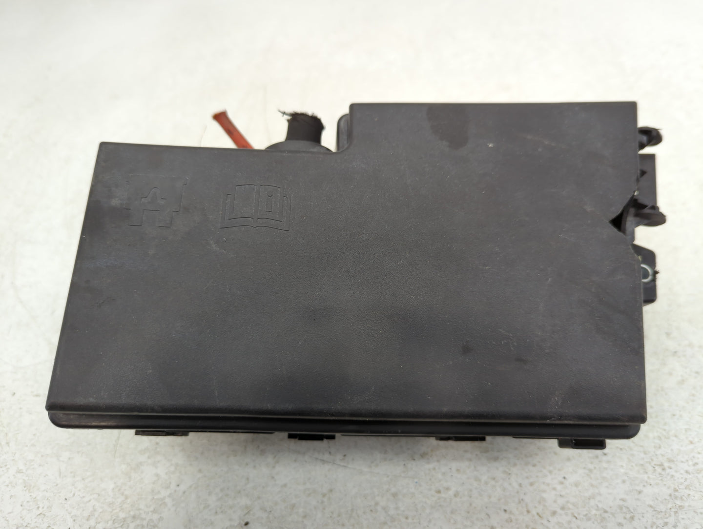 2016 Ford Focus Fusebox Fuse Box Panel Relay Module P/N:AV6T-14A076-AB 21090 000 001 Fits OEM Used Auto Parts - Oemusedautop