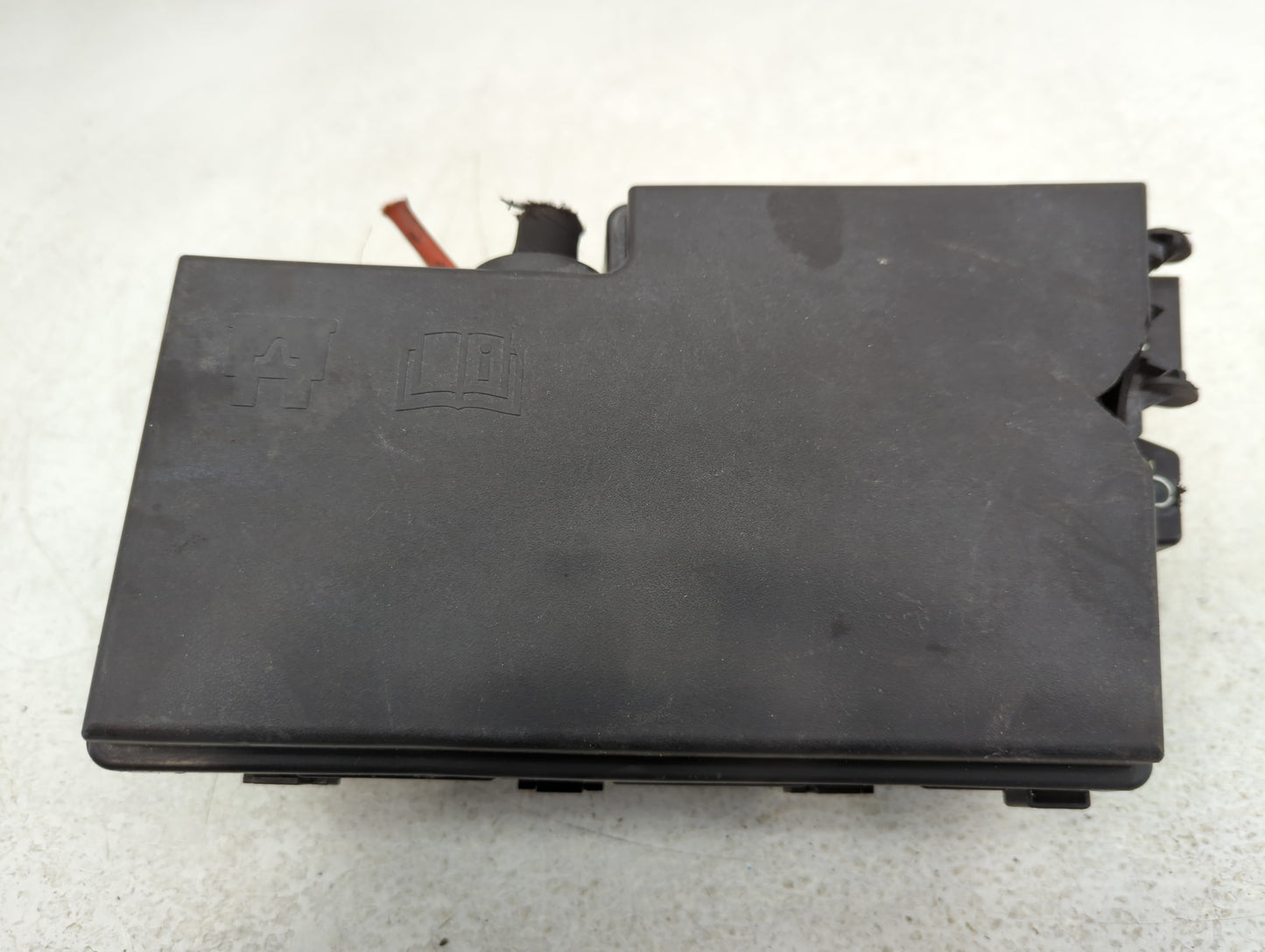 2016 Ford Focus Fusebox Fuse Box Panel Relay Module P/N:AV6T-14A076-AB 21090 000 001 Fits OEM Used Auto Parts - Oemusedautop