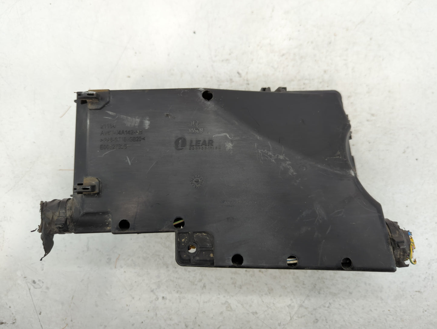 2016 Ford Focus Fusebox Fuse Box Panel Relay Module P/N:AV6T-14A142-AB E00027328 Fits OEM Used Auto Parts - Oemusedautoparts